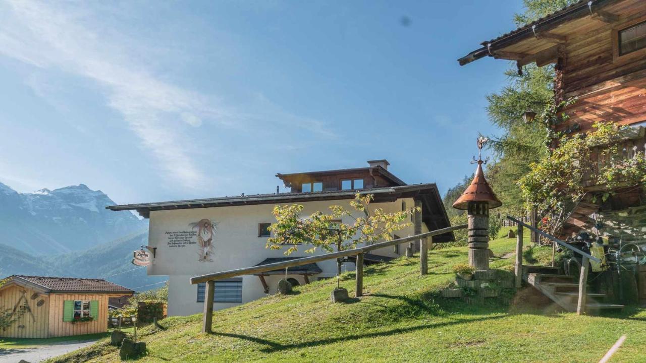 Pension Riese Neustift im Stubaital Exterior photo